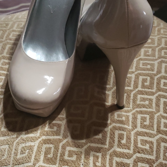 Beige Heels - Picture 2 of 4